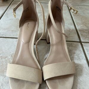 Aldo Cream Villarosa Suede Block Heel Sandal - great condition